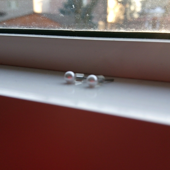 Pearl small earrings - Picture 2 of 2